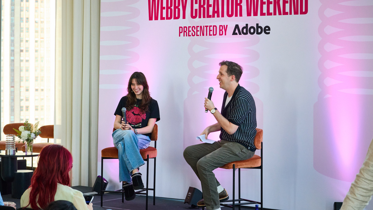 Sam Duboff (R) speaks with Alina (L) 